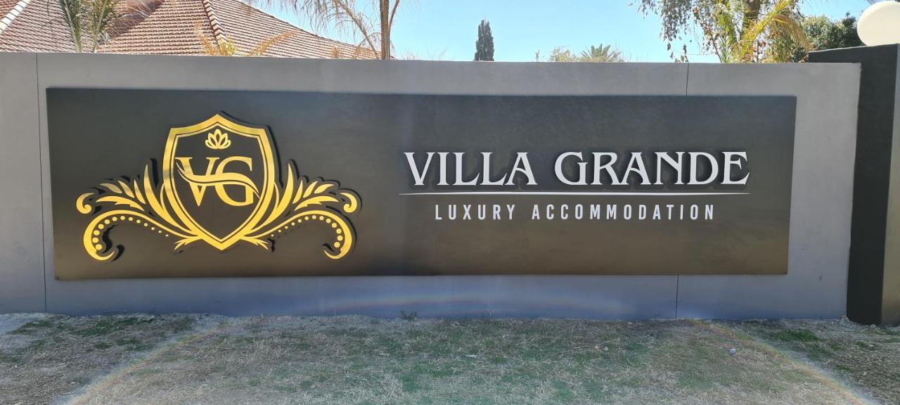 Villa Grande Luxury Accommodation Welkom Exterior photo